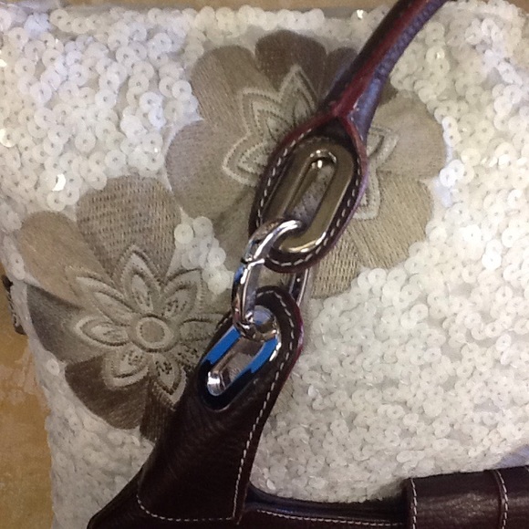 🆑Raisin colored Italian Leather Purse - Picture 8 of 10